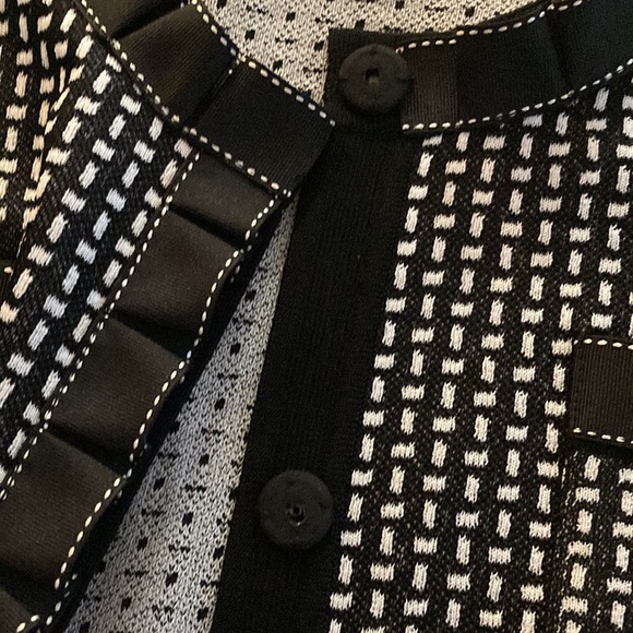 Mistook cardigan size s - Picture 5 of 8